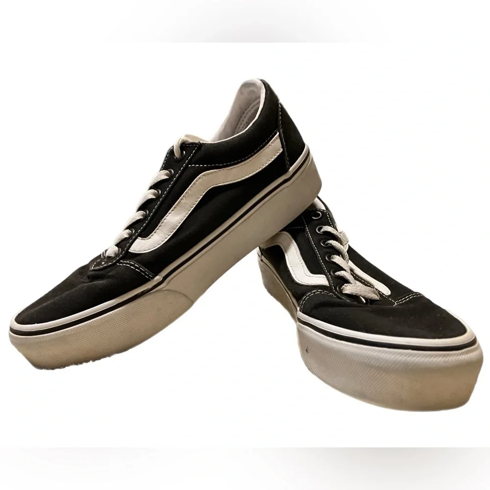 COPY - Vans Old Skool Sneakers - Women's Size 8 (Black with White Stripe) - Picture 1 of 5